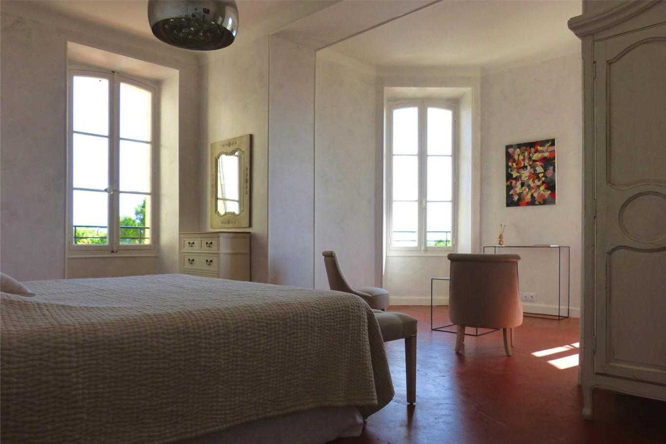 Le Chateau Des Costes Le Castellet  Exterior photo