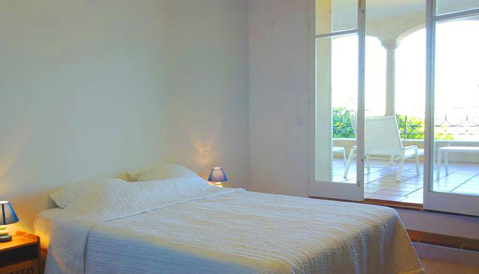 Le Chateau Des Costes Le Castellet  Exterior photo